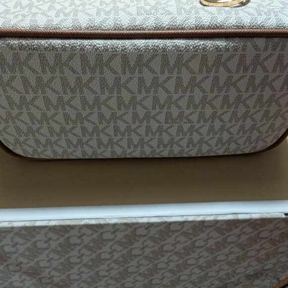 KORS MK Michael Kors Crossbody-Tote-Limited Edition-Summer SALE-BN with TAGS! - Picture 3 of 5